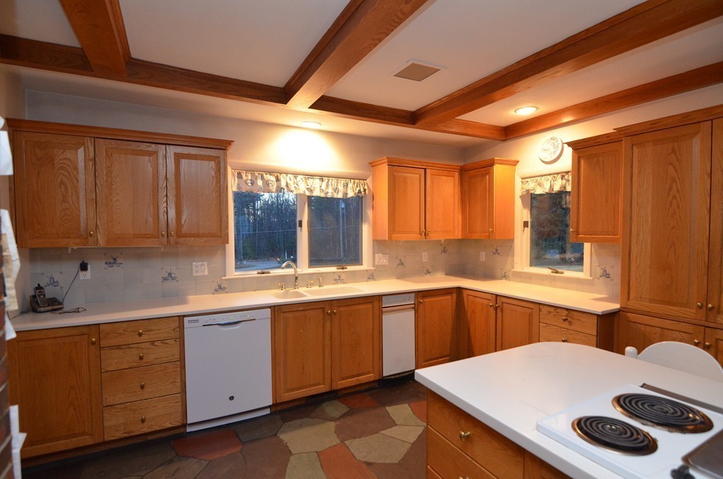679 High Rock Road Fitchburg, MA 01420 - Photo 5 of 22 Gallery Image 5
