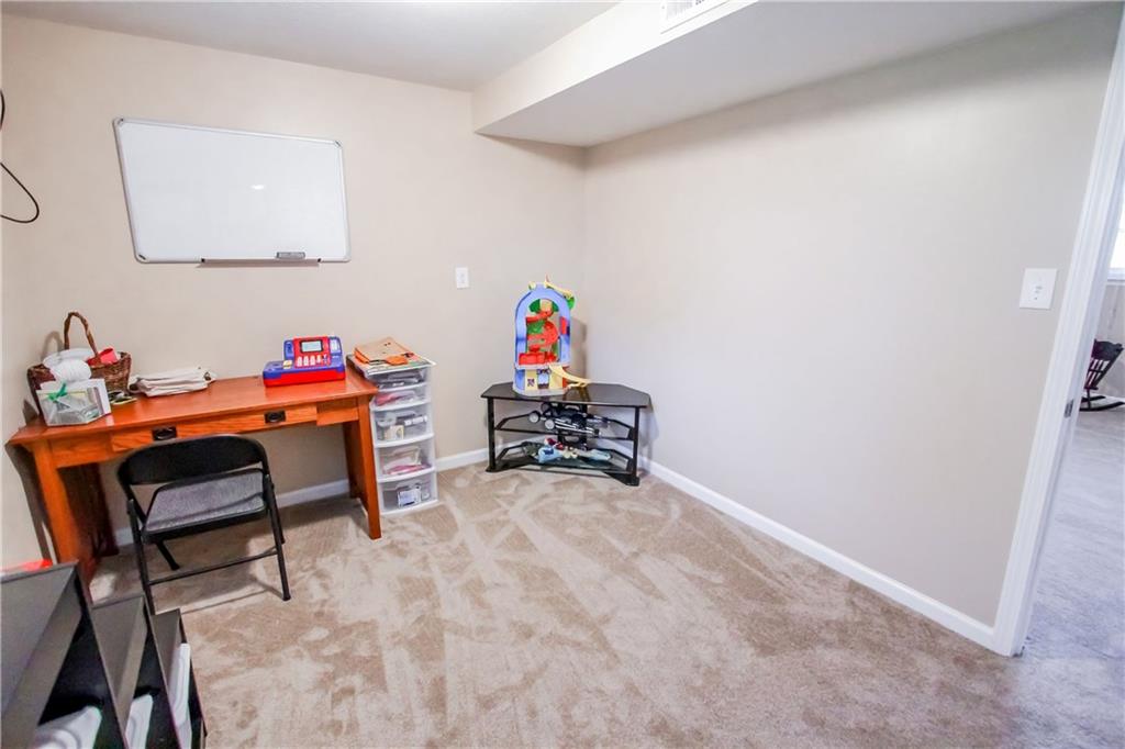 4512 Five Points Road Indianapolis, IN 46239 - Photo 21 of 31 Gallery Image 21