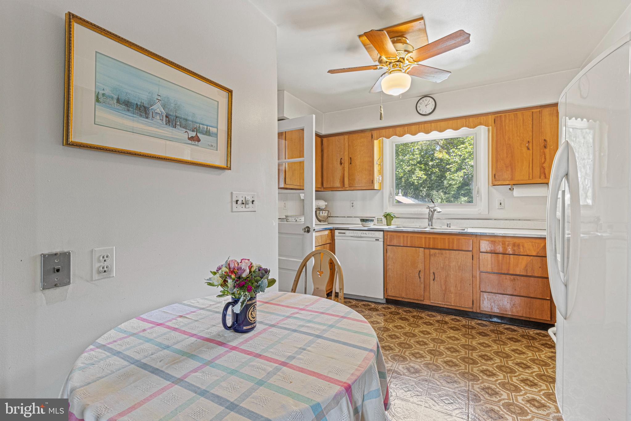 216 Riverside Road Edgewater, MD 21037 - Photo 15 of 35 Room to expand if desired