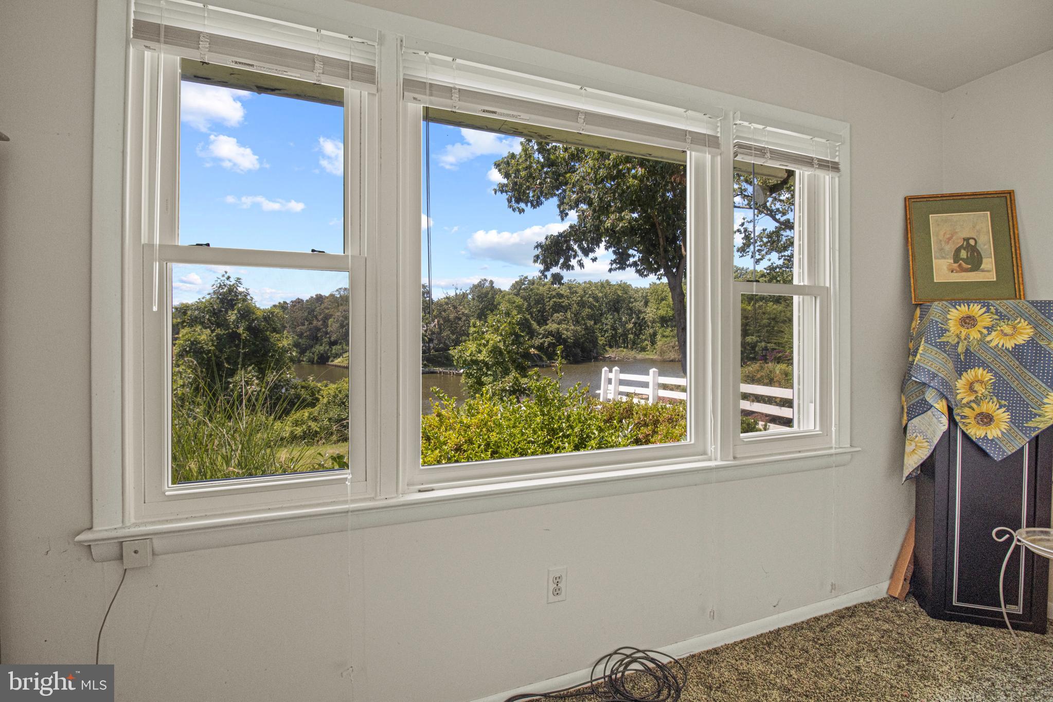 216 Riverside Road Edgewater, MD 21037 - Photo 23 of 35 Surprise office in the back of the garage