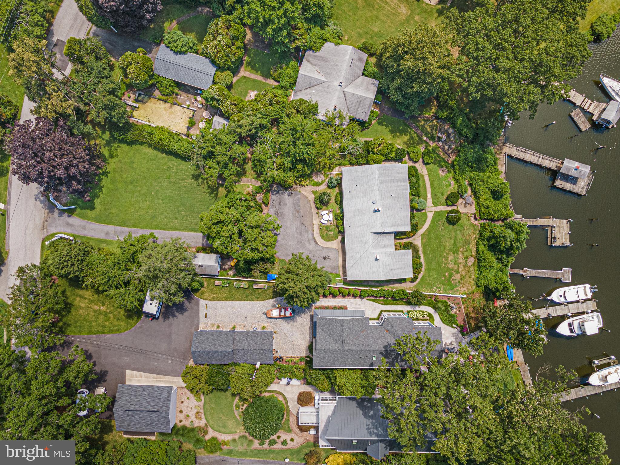 216 Riverside Road Edgewater, MD 21037 - Photo 32 of 35