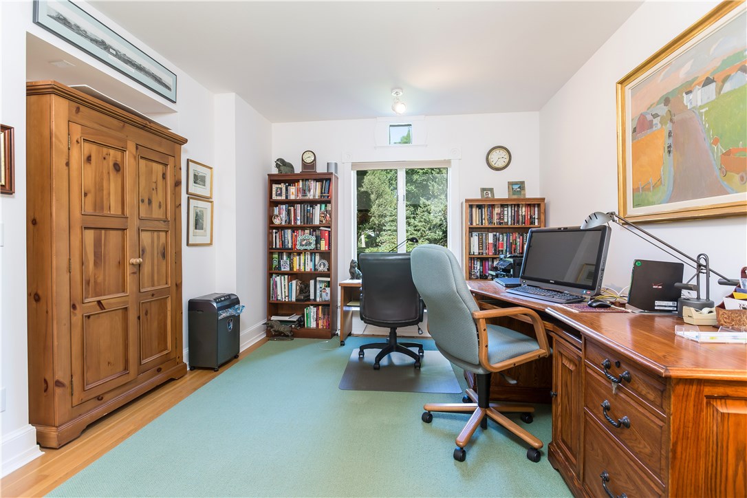 21 Yosemite Valley Road Westerly, RI 02891 - Photo 14 of 38