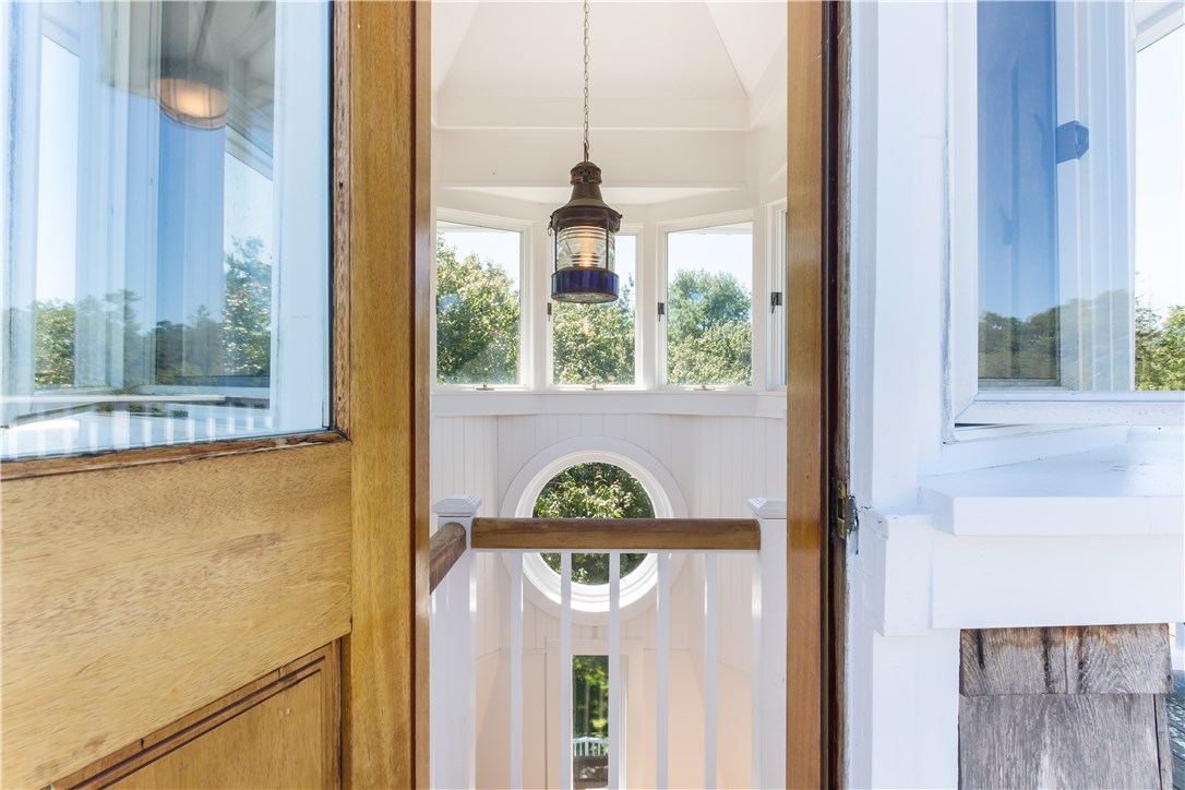 21 Yosemite Valley Road Westerly, RI 02891 - Photo 26 of 38