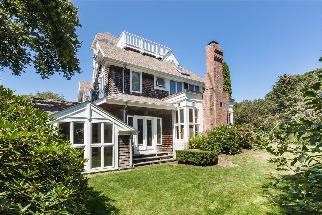 21 Yosemite Valley Road Westerly, RI 02891 - Photo 31 of 38