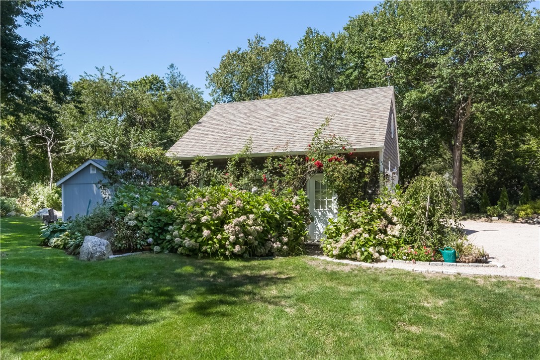 21 Yosemite Valley Road Westerly, RI 02891 - Photo 33 of 38