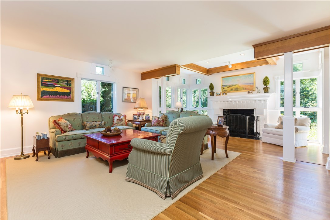 21 Yosemite Valley Road Westerly, RI 02891 - Photo 7 of 38