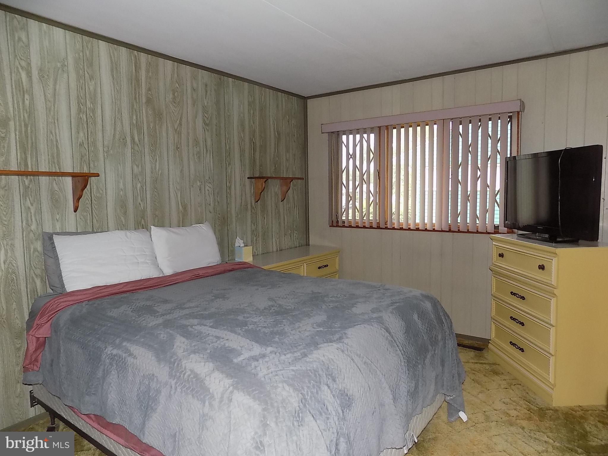 709 Beaumont Road Fairless Hills, PA 19030 - Photo 10 of 18 Gallery Image 10