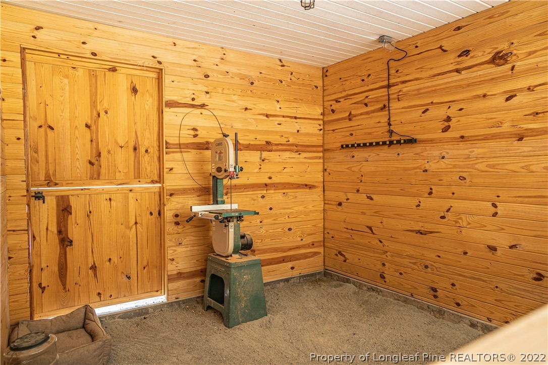 491 Stage Road Carthage, NC 28327 - Photo 35 of 47 a view of a room