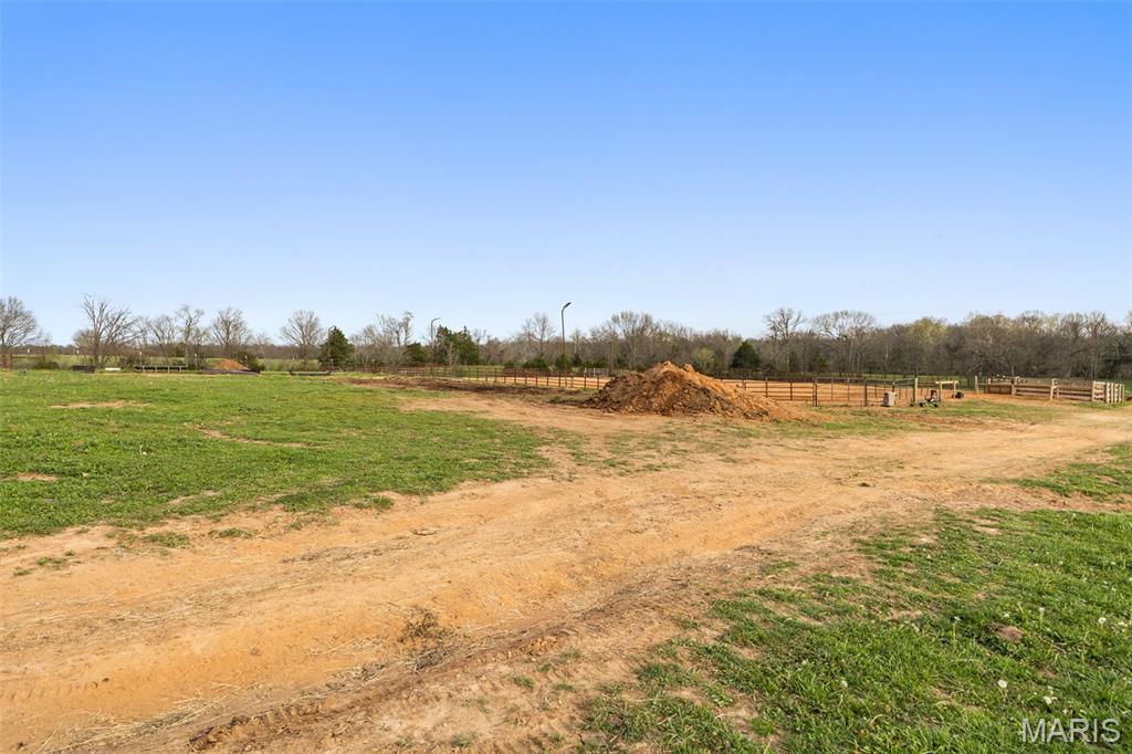 16093 Smith Road Farmington, MO 63640 - Photo 27 of 31