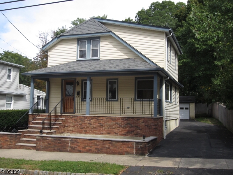 a house that has a lot of windows in it