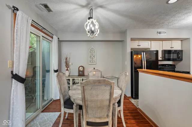 $195,000 | 9593 Bay Vista W Drive, Indianapolis, IN 46250