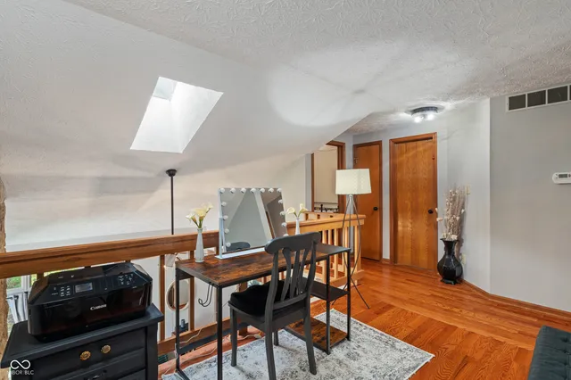 $195,000 | 9593 Bay Vista W Drive, Indianapolis, IN 46250