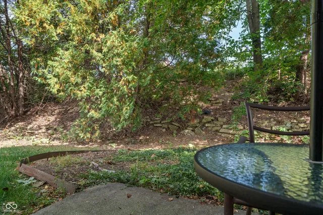 $195,000 | 9593 Bay Vista W Drive, Indianapolis, IN 46250