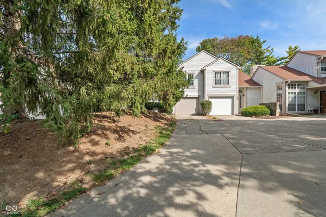 $195,000 | 9593 Bay Vista W Drive, Indianapolis, IN 46250