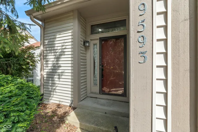 $195,000 | 9593 Bay Vista W Drive, Indianapolis, IN 46250