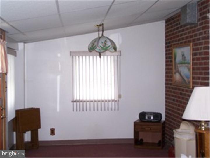 2711 Prescott Road Havertown, PA 19083 - Photo 12 of 25 Family Room