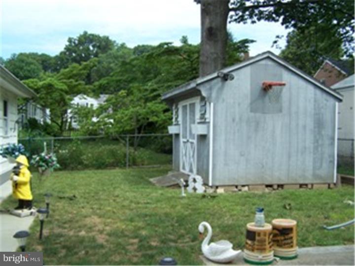 2711 Prescott Road Havertown, PA 19083 - Photo 23 of 25 Back Yard