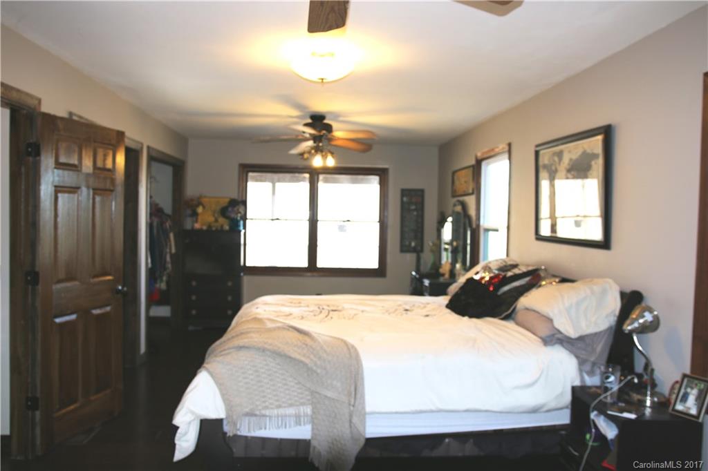 1053 Kilpatrick Road, Unit 6 Hendersonville, NC 28739 - Photo 13 of 15 Gallery Image 13