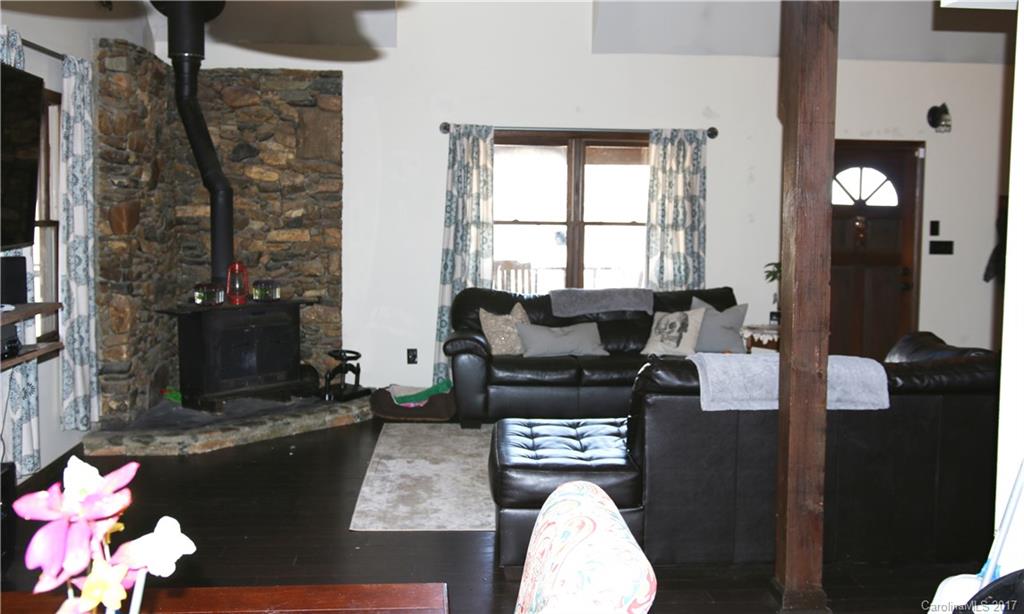 1053 Kilpatrick Road, Unit 6 Hendersonville, NC 28739 - Photo 8 of 15 Gallery Image 8