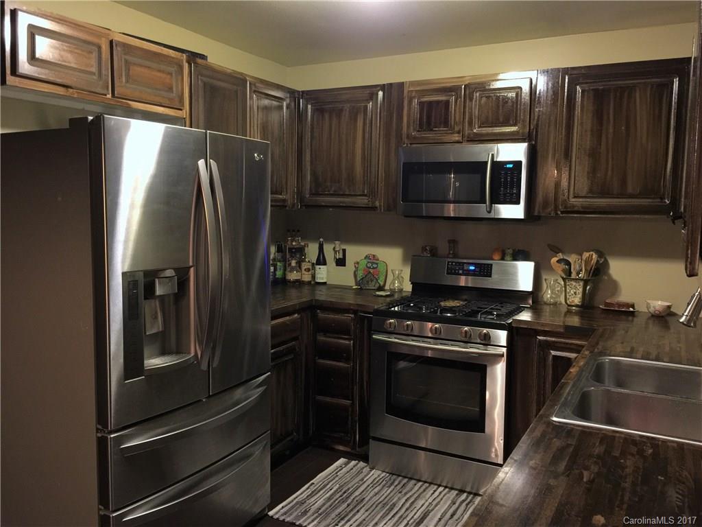 1053 Kilpatrick Road, Unit 6 Hendersonville, NC 28739 - Photo 10 of 15 Gallery Image 10