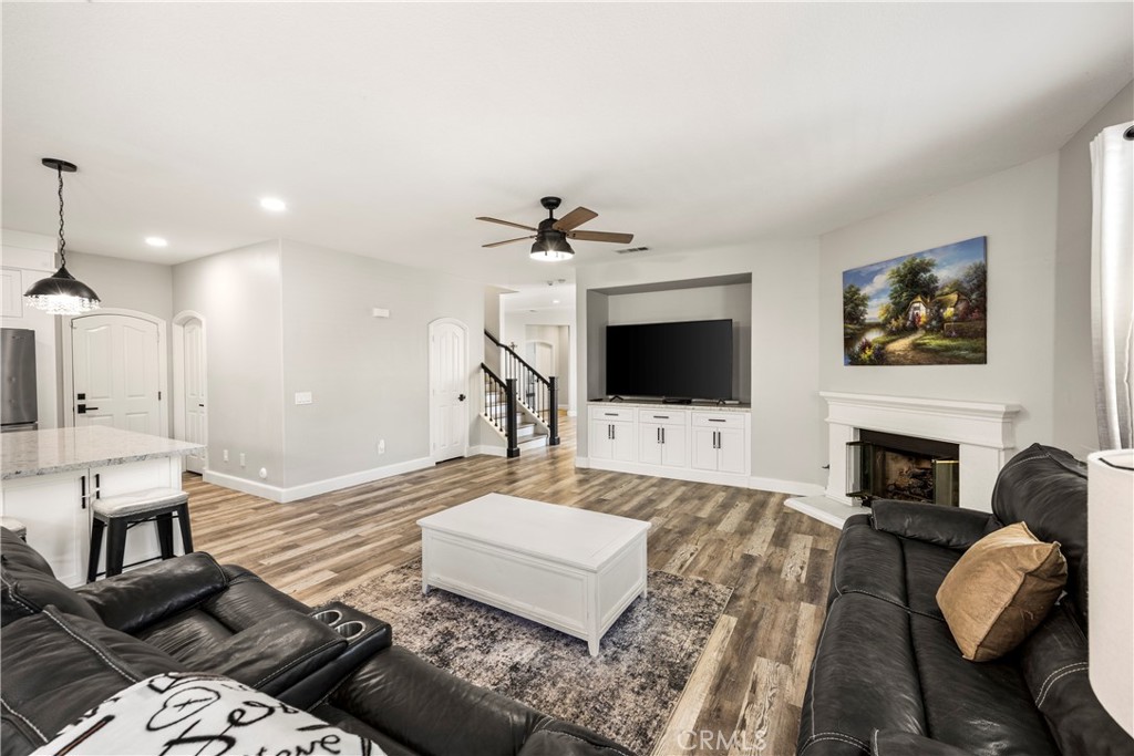 249 Encore Way Corona, CA 92879 - Photo 23 of 50