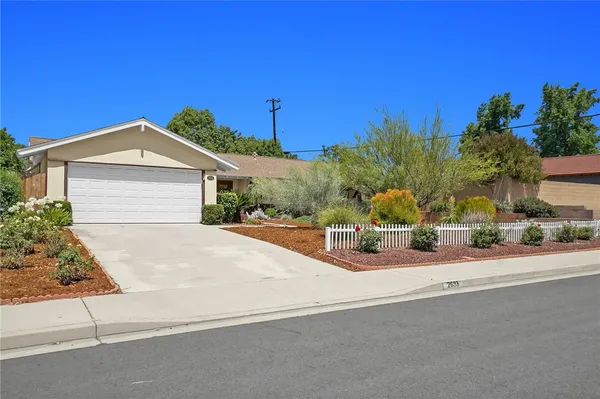 $819,000 | 2633 I Street, La Verne, CA 91750