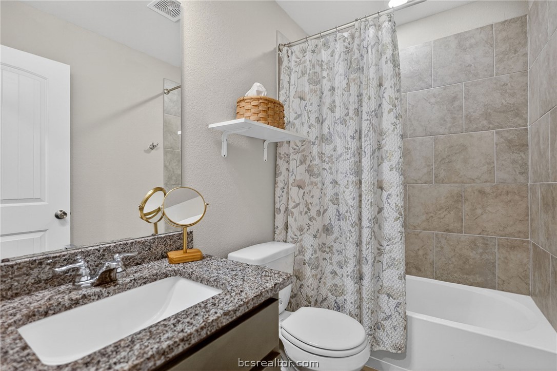 2038 Chief Street Bryan, TX 77807 - Photo 26 of 36