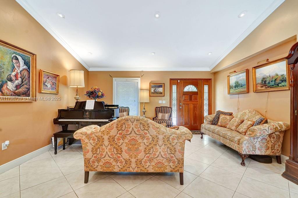 6551 Southwest 126th Street Pinecrest, FL 33156 - Photo 27 of 39 a living room with furniture and large window
