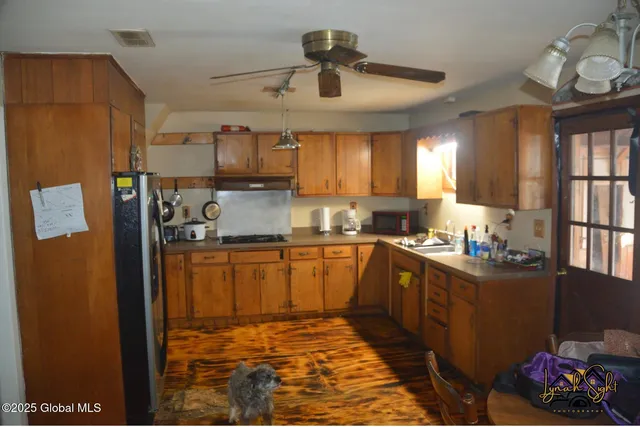 $119,000 | 130 Front Street, Canajoharie, NY 13317