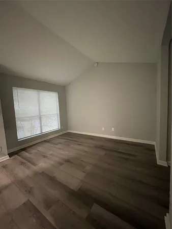 $1,550 | 2120 Wilcrest Drive, Unit 103, Houston, TX 77077