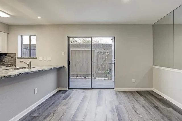 $1,685 | 2120 Wilcrest Drive, Unit 103, Houston, TX 77077