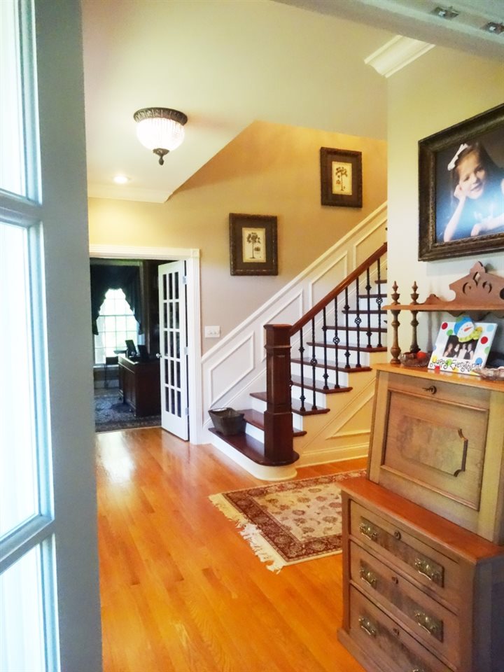 11630 Blue Grass Road Evansville, IN 47725 - Photo 4 of 31
