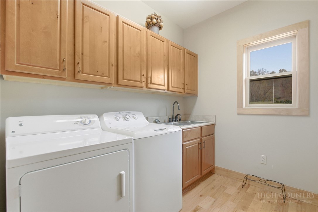 2081 Blackberry Road Boone, NC 28607 - Photo 24 of 45