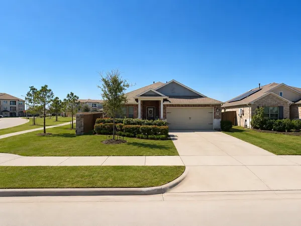 $2,800 | 7603 Euros Lane, Baytown, TX 77523