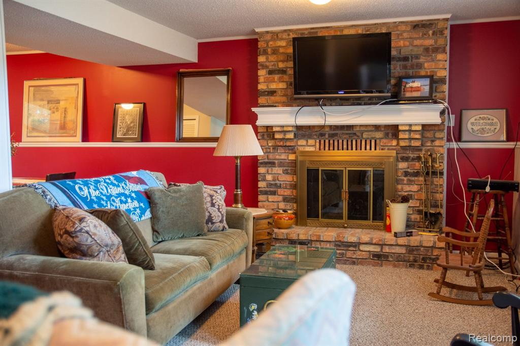 6130 Norway Road Oscoda, MI 48750 - Photo 4 of 9