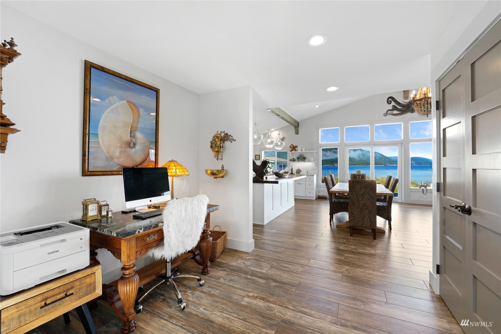 6094 West Shore Road Anacortes, WA 98221 - Photo 8 of 39 Gallery Image 8