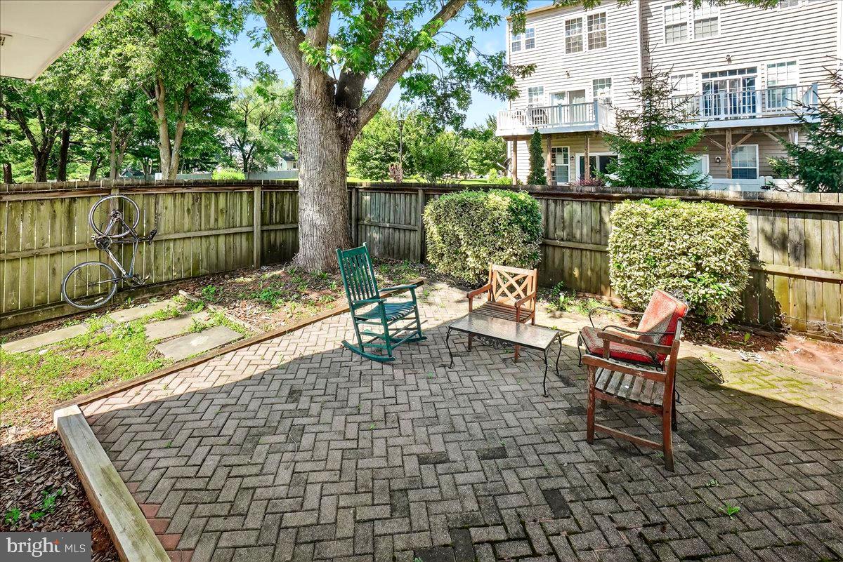 17500 Kohlhoss Road Poolesville, MD 20837 - Photo 3 of 53 Private and spacious backyard with brick patio