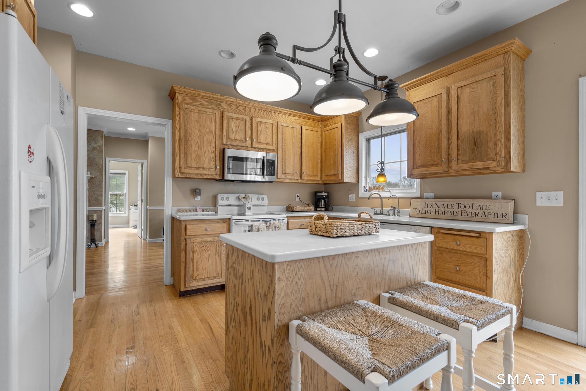 16 Larkey Road Oxford, CT 06478 - Photo 14 of 39