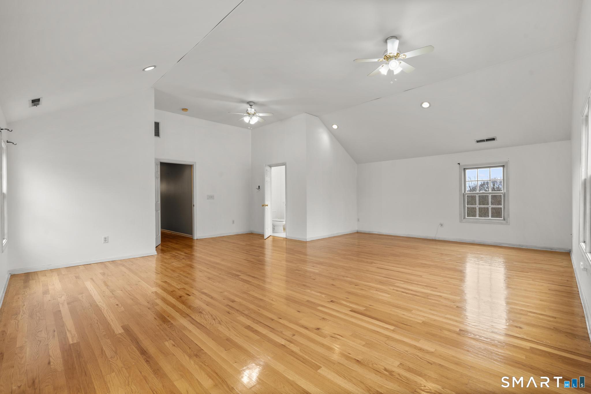 16 Larkey Road Oxford, CT 06478 - Photo 21 of 39