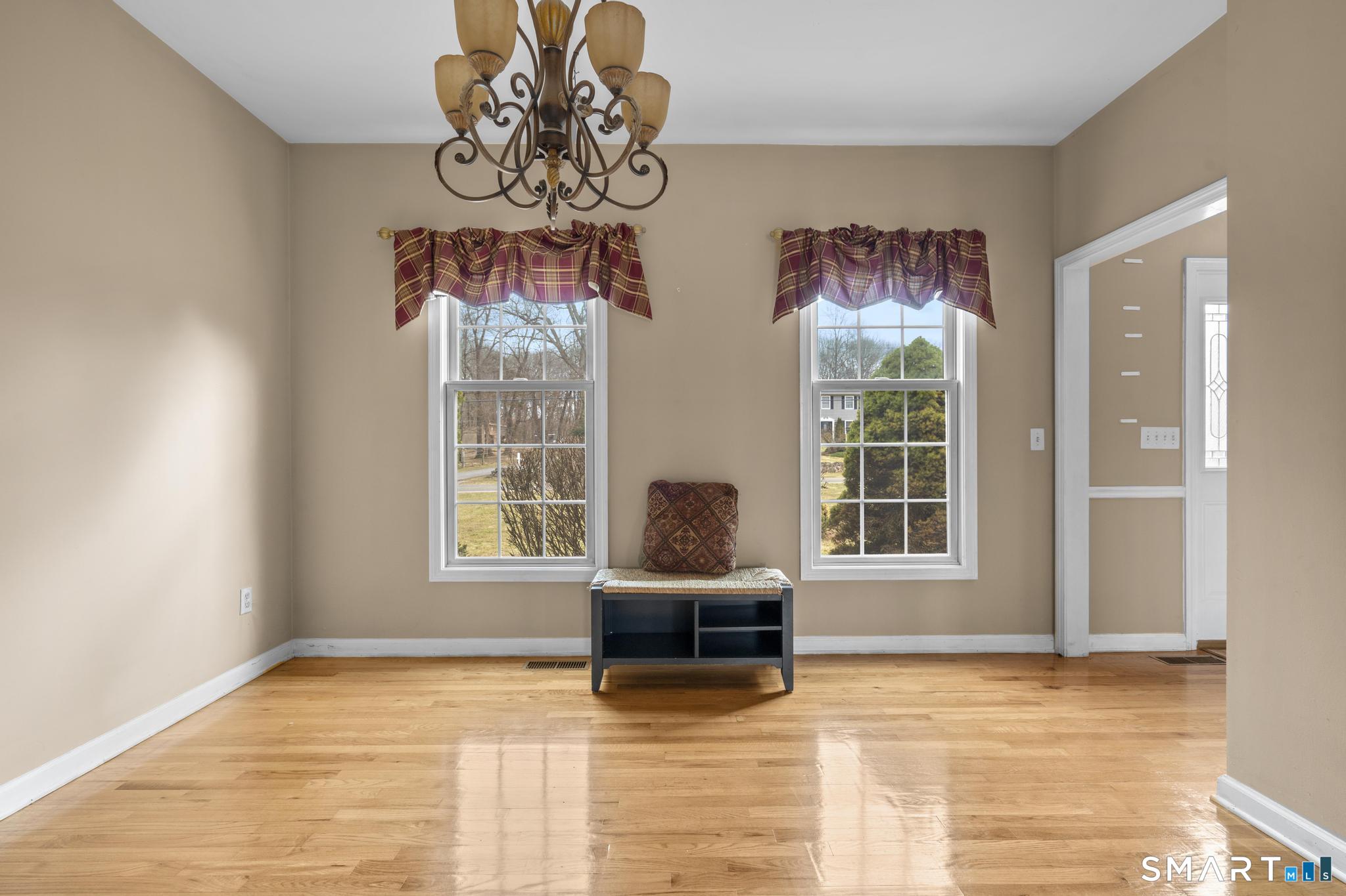 16 Larkey Road Oxford, CT 06478 - Photo 7 of 39