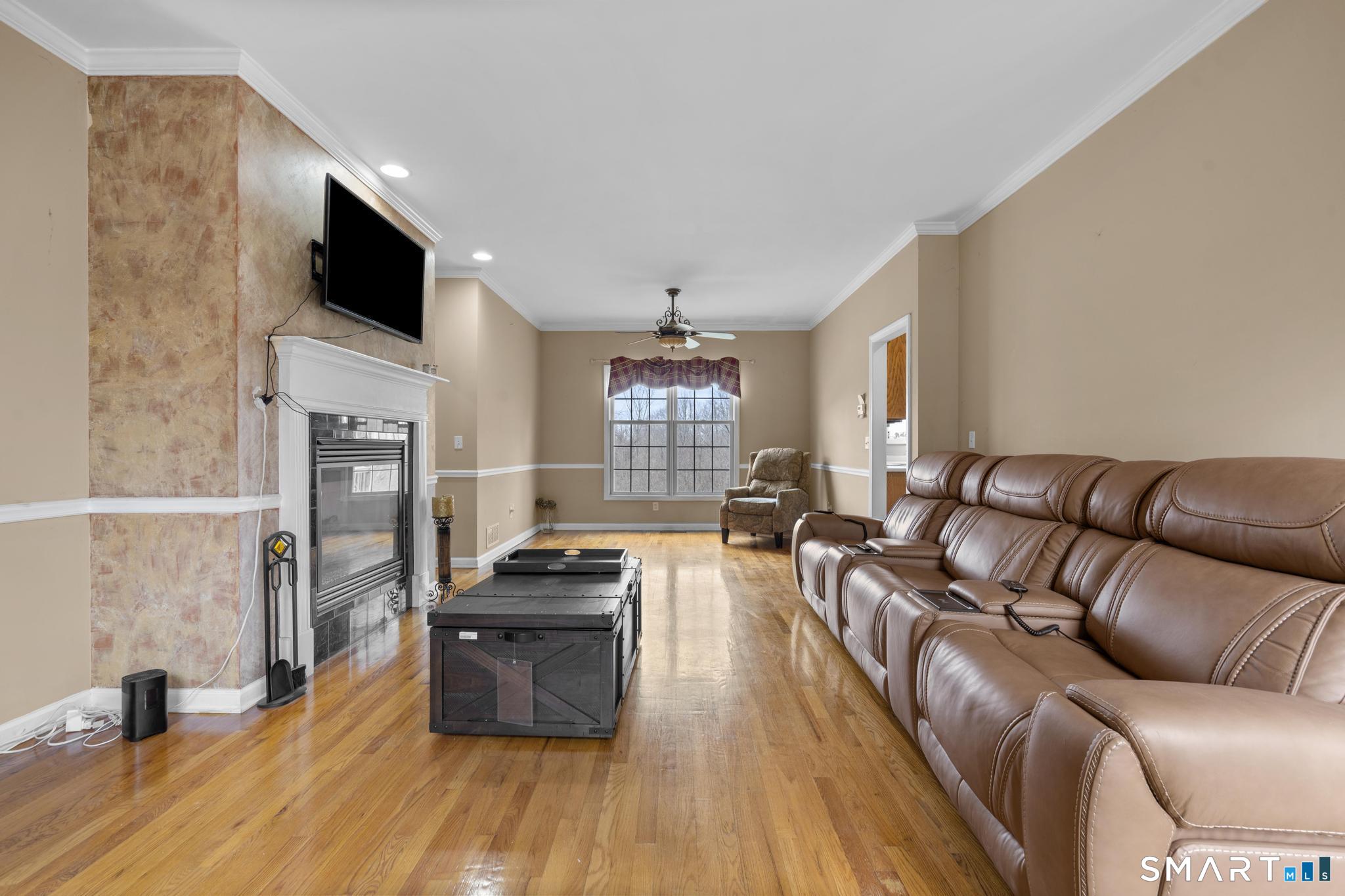 16 Larkey Road Oxford, CT 06478 - Photo 9 of 39