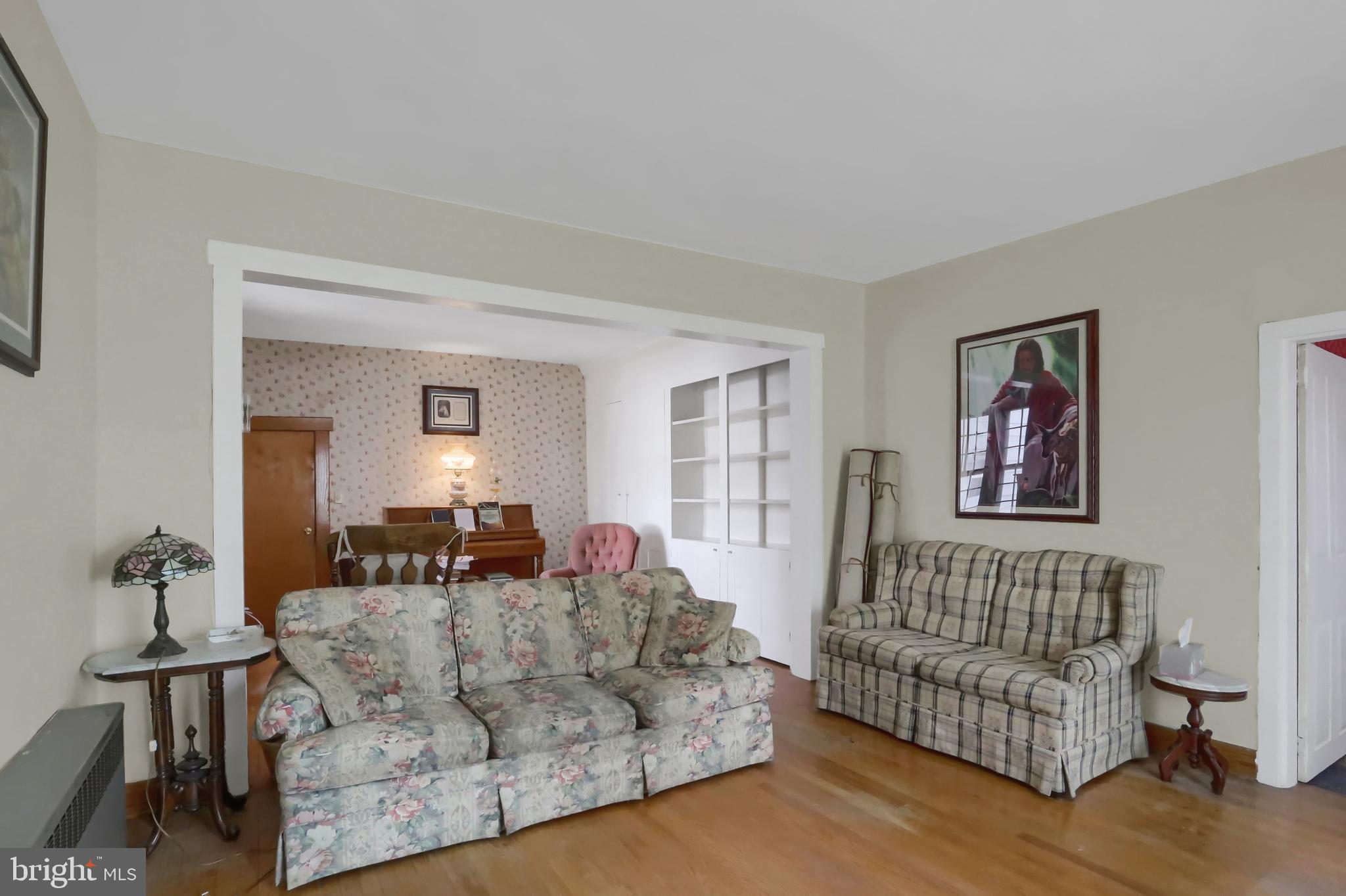 135 East Market Street Berrysburg, PA 17023 - Photo 25 of 45 a living room with furniture and a couch