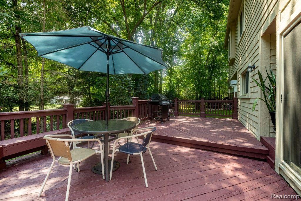 42028 Hunters Ridge Canton, MI 48188 - Photo 10 of 42