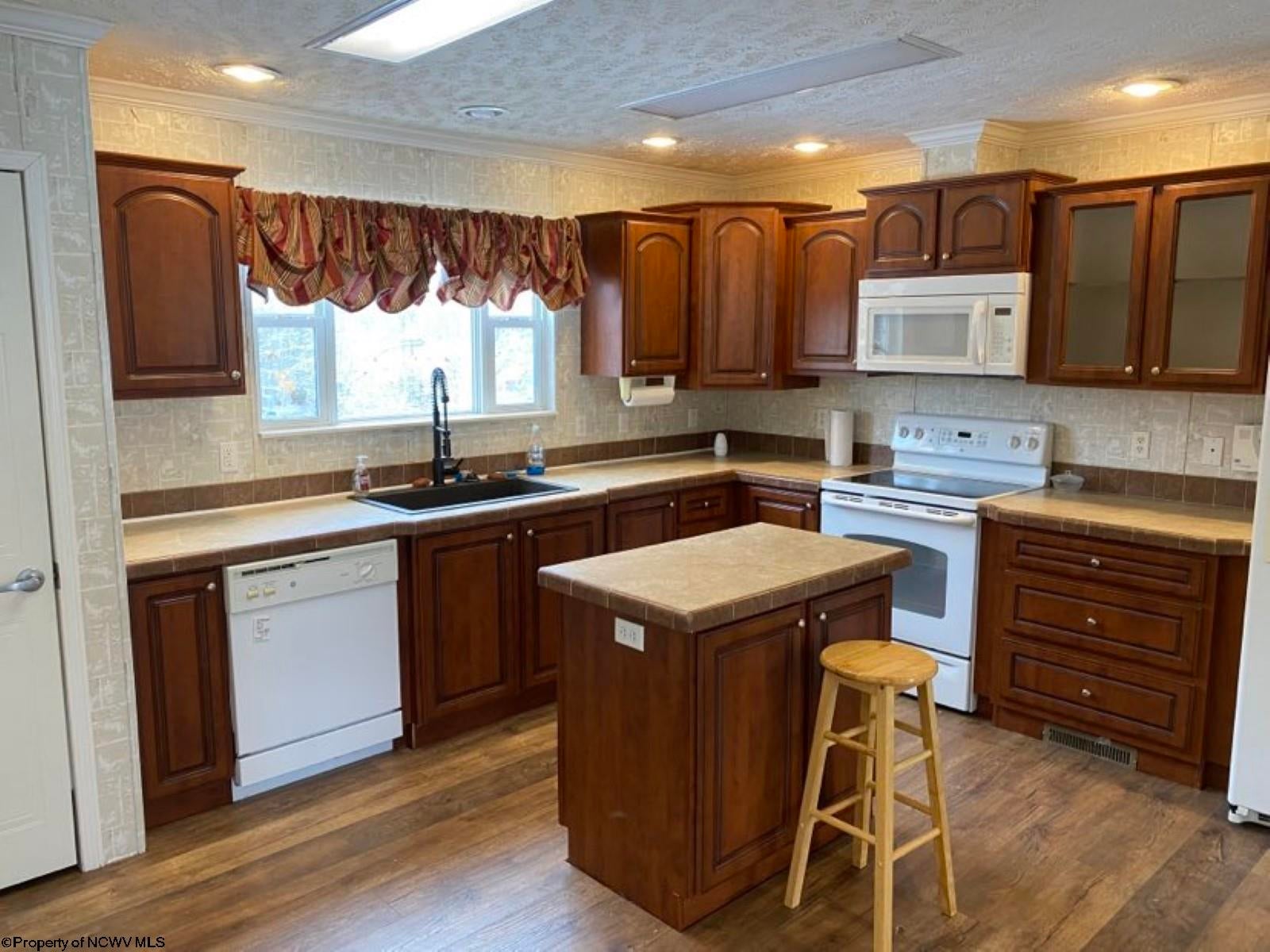 97 Lee Seal Road Albright, WV 26519 - Photo 5 of 25 Gallery Image 5