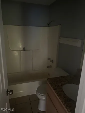 $1,200 | 2109 Eloise Circle, North Fort Myers, FL 33917