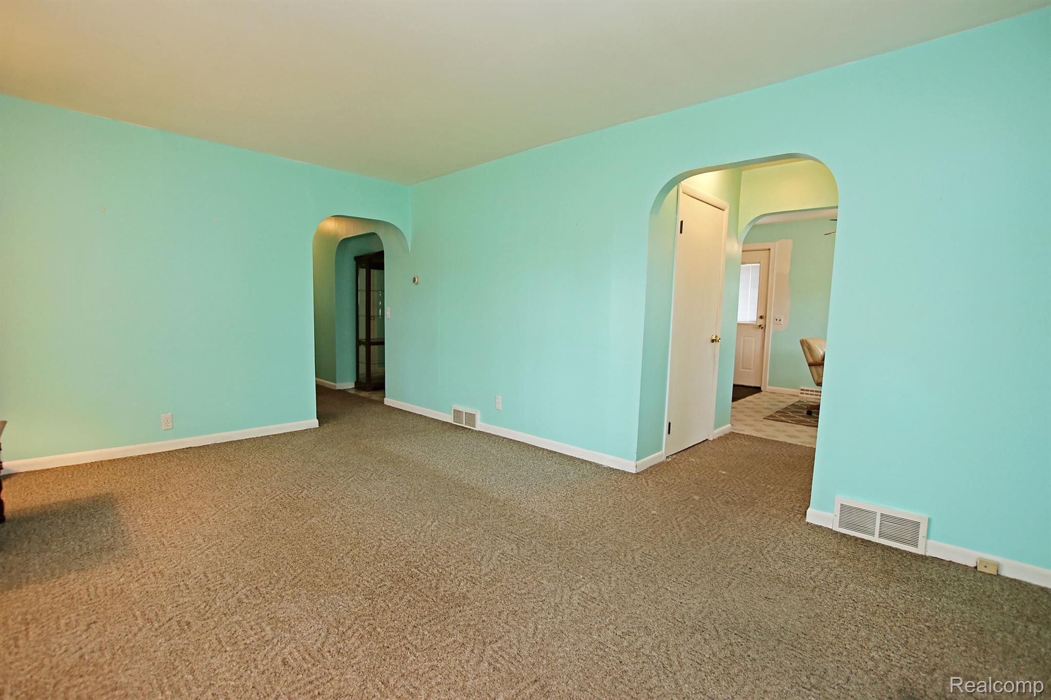 985 North Baldwin Road Oxford, MI 48371 - Photo 7 of 50 Gallery Image 7