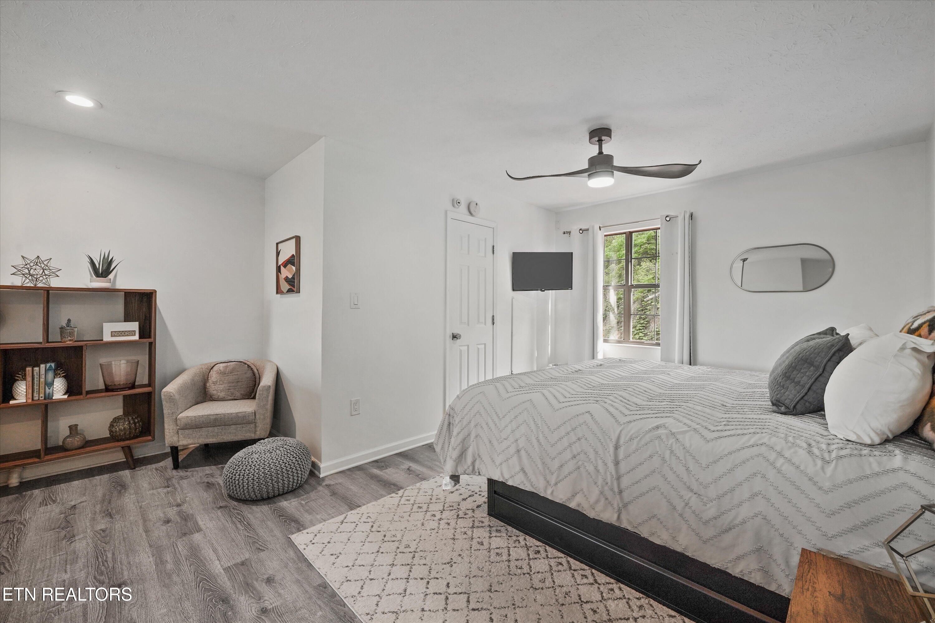 1809 Red Bone Way Sevierville, TN 37876 - Photo 10 of 20 20-1809 Red Bone Way27