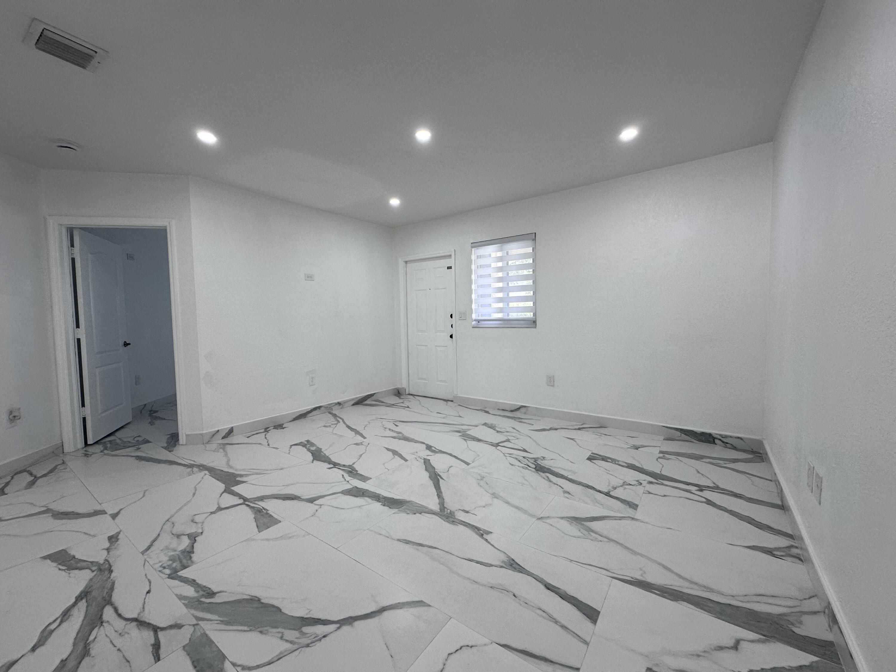 300 East 4th Street, Unit 103 Hialeah, FL 33010 - Photo 12 of 27 Bedroom 2
