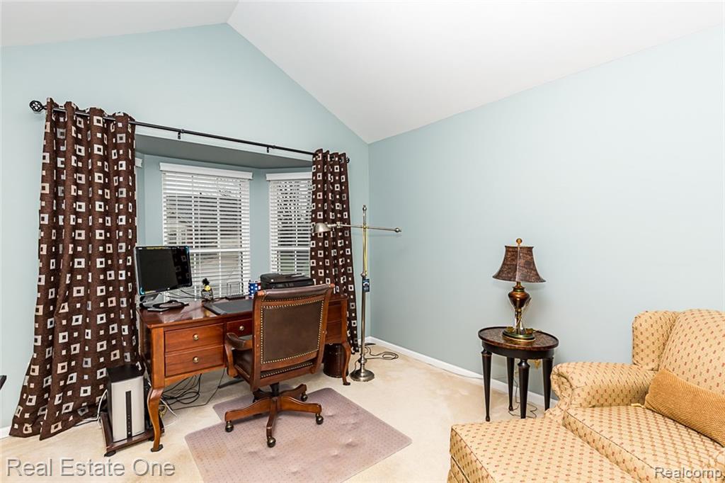 1194 Churchill Circle Rochester, MI 48307 - Photo 15 of 18