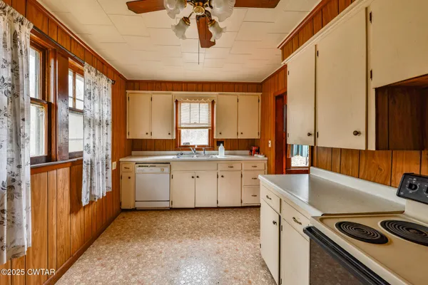 $79,000 | 1299 South Meridian Street, Greenfield, TN 38230